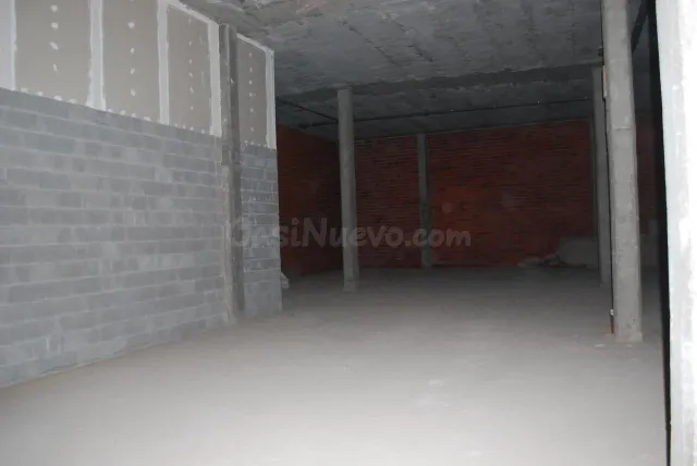ALQUILER BAJO COMERCIAL EN LA ZONA DE ODEÓN EN LA GÁNDARA, N - foto 2