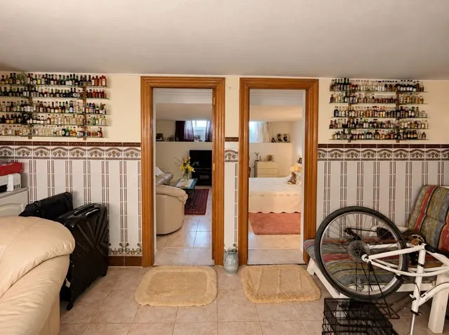 CHALET ADOSADO EN TORRE DE HORADADA — 41