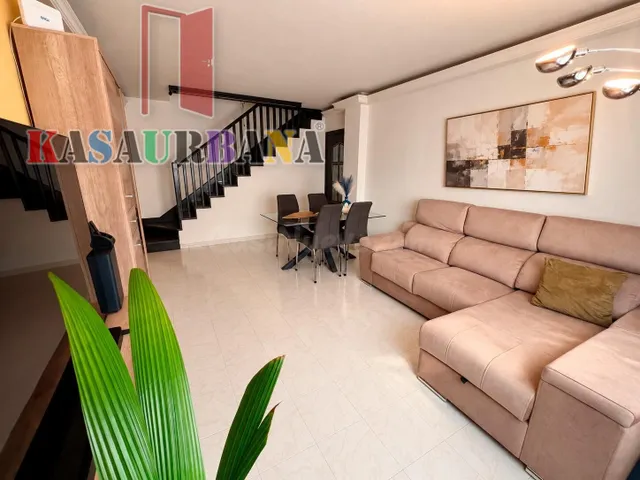 KASAURBANA ofrece en VENTA ÁTICO DUPLEX EN VALDEMORO - foto 5