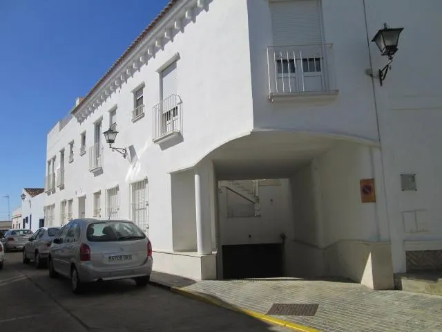 Venta de Vivienda en Ayamonte, Huelva. Activo Sin Posesión / Alquilado, No se Puede Visitar.