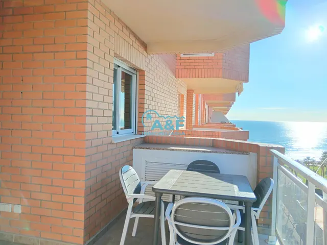 AYF INMOBILIARIA VENDE APARTAMENTO PRIMERA LINEA — 17