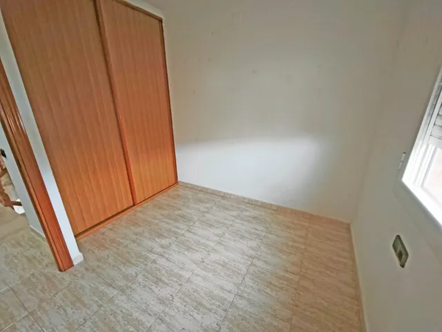 Casa adosada con terrazas y garaje en Benavent de Segrià — 22