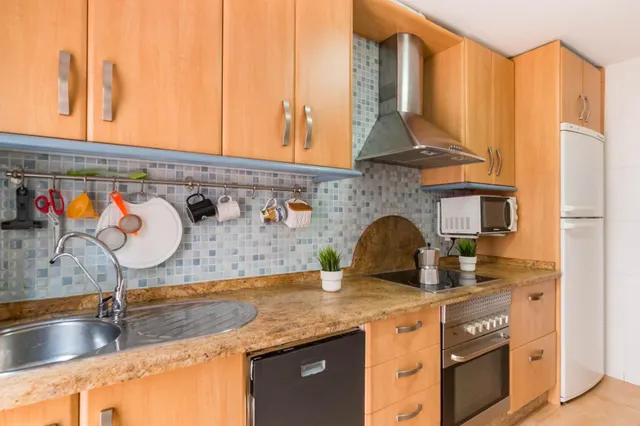 Dúplex amplio de 5 dormitorios con patio, terraza y buhardilla en San José de la Montaña — 7