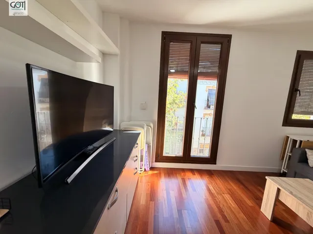 Acogedor Apartamento Reformado en el Corazón de Granada — 7