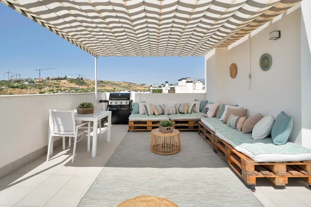 Ático Dúplex con Solárium Privado de 70 m2 y vistas despejad - foto 4