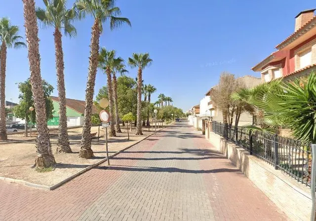 SE VENDE piso OKUPA en C Marques De Molina de Molina de Seg - foto 3