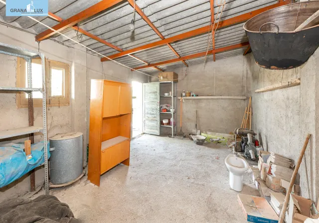 ¡CASA EN UNA SOLA PLANTA, CREA TU VIVIENDA IDEAL EN ALBOLOTE! Casa en una sola planta con patio, garaje y un gran potencial. — 26