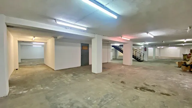 Local comercial zona centro Alicante - entreplanta+planta baja+sotano — 34