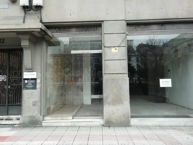 Gran Local Comercial en Coruña Centro