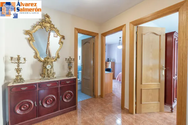 Casa independiente a 5 minutos de Granada en buen estado para entrar a vivir — 44