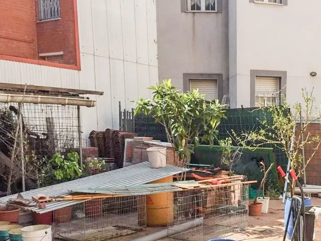 TERRENO URBANO EN RIPOLLET CON PARKING — 3