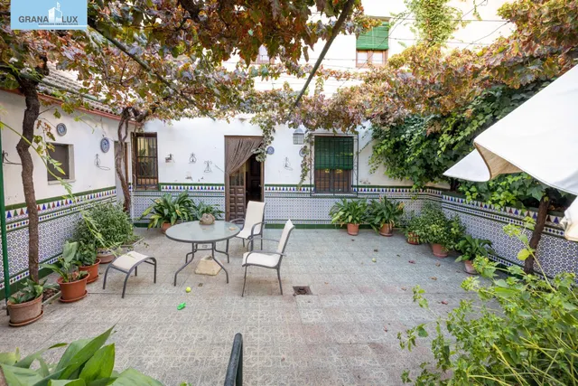 SUELO URBANO EN CENTRO DE PELIGROS — 23