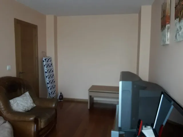 CHALET PAREADO EN VENTA EN STA. MARIA DE FIGUEIRAS — 48
