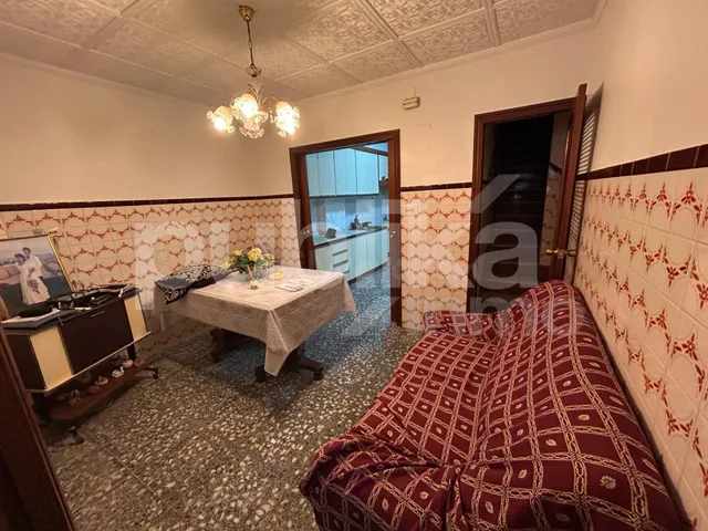 Vivienda unifamiliar con VADO en el corazón de Santa Pola - foto 5
