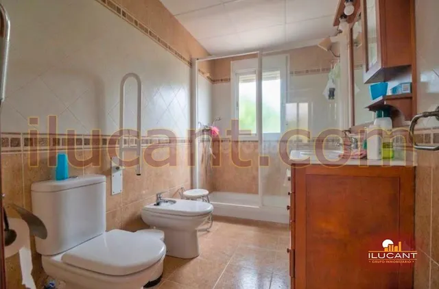 ***SIN COMISION DE INMOBILIARIA*** LAS PAULINAS. Ubicación inmejorable – A solo 5 minutos de Alicante y 12 minutos de Playa de San Juan — 24