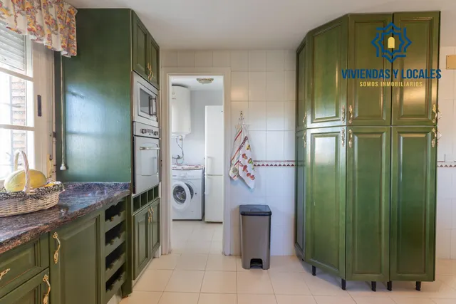 Chalet en venta en La Zubia con Licencia Turística — 10