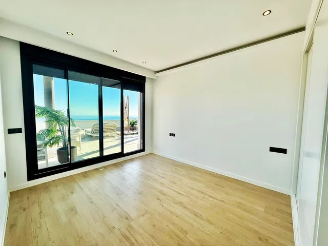 Chalet 4 habitaciones 500m² en venta - Centro — 50