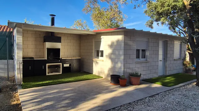 Original chalet con piscina cubierta — 11