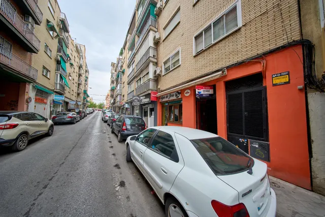 Oportunidad de bar en el corazón de Granada — 27
