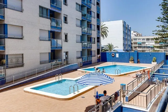 APARTAMENTO DE 3 DORMITORIOS 2 BAÑOS EN TORREVIEJA (PLAYA DEL CURA) — 36