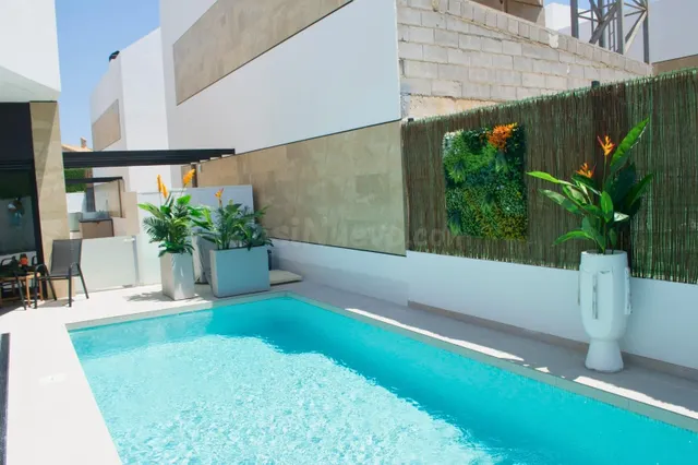 Chalet independiente de diseño moderno con piscina privada y - foto 5
