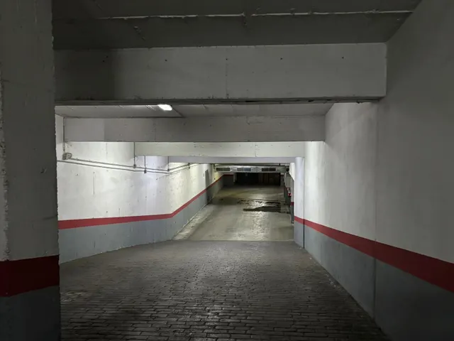 PLAZA DE GARAJE EN BENALMADENA COSTA (LOS PATOS) A 250 M DEL MAR — 4