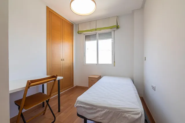 FANTASTICA VIIVENDA DE 4 DORMITORIOS EN SAN VICENTE del RASPEIG — 31