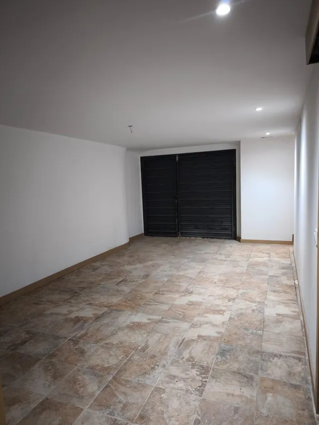 Exclusiva casa de pueblo completamente rehabilitada con piscina interior, terraza y parking en el centro de el Vendrell — 40