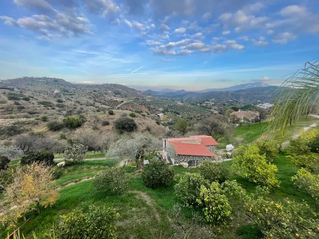 PRECIOSA FINCA RUSTICA CON ESPECTACULARES VISTAS — 18