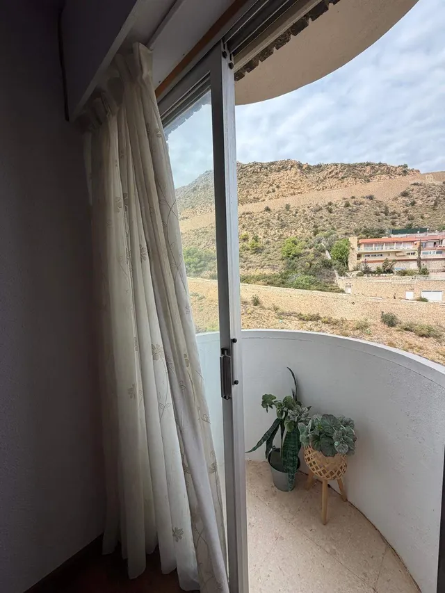 Encantador piso en Raval Roig-Virgen del Socorro, Alicante - €310,000 — 16