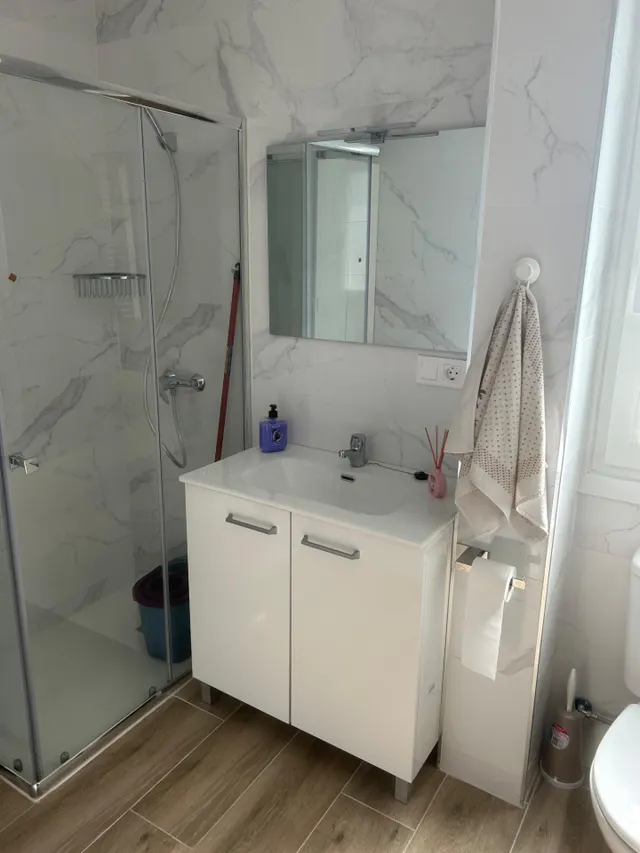 Piso en alquiler amueblado de dos habitaciones y un baño — 10