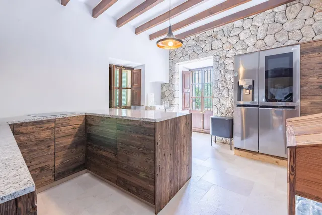 Casa señorial mallorquina del siglo XIX completamente reform - foto 3