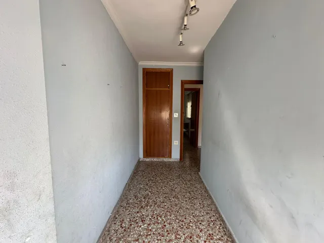 PISO AMPLIO Y LUMINOSO DE 4 habitaciones EN EL CENTRO DE EL VERGER — 6