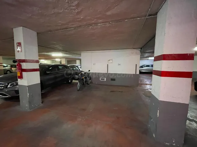 PLAZA DE PARKING DOBLE EN ZONA PORTO PÍ