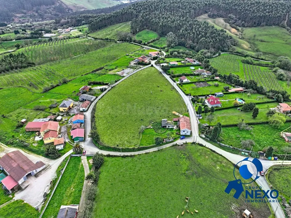 Finca edificable y parcelable en el gallinal | vistas al valle, casa de piedra y gran potencial