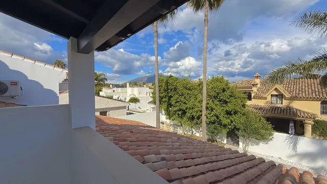 Chalet 5 habitaciones 360m² en venta - Marbella — 28
