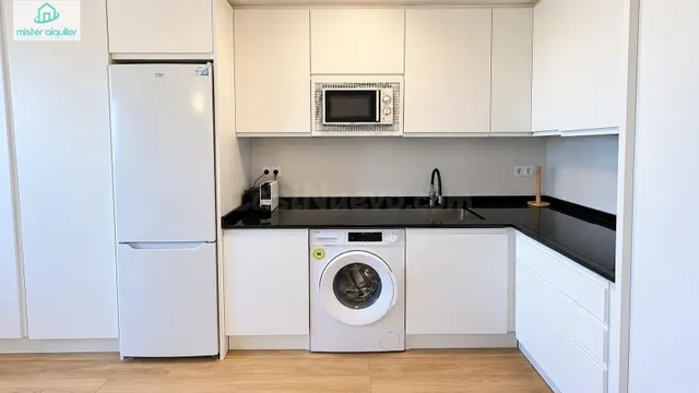 EXCEPCIONAL APARTAMENTO CON VISTAS PANORÁMICAS EN LA PLAYA D - foto 4