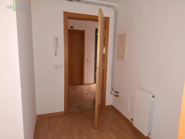 Vivienda con tres dormitorios y dos baños. En el barrio pedáneo de San Blas con plaza de garaje y trastero — 6