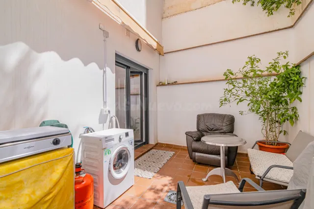 Precioso duplex moderno con patio — 35