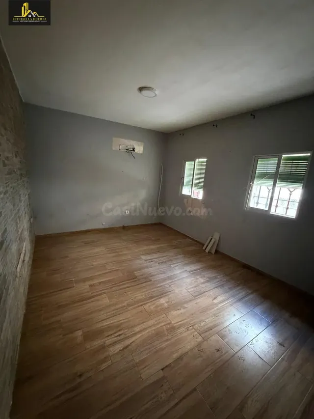 NUEVA CASA EN HIJUELA DE LAS COLES 4 DORMITORIOS — 5