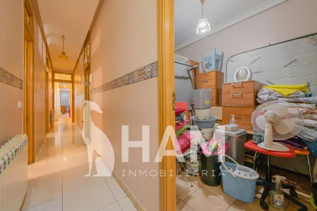 Piso 6 habitaciones 151m² en venta - San Nicasio — 25