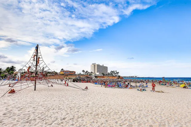 Villa 3 habitaciones 203m² en venta - La Zenia — 12