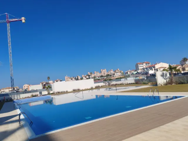 Impresionante apartamento nuevo en Torreblanca, Torrevieja. — 40