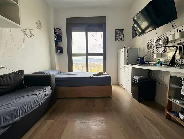 Piso de 3 dormitorios y 2 baños con terraza, piscina y garaje cerrado en La Ermita, Algeciras — 16