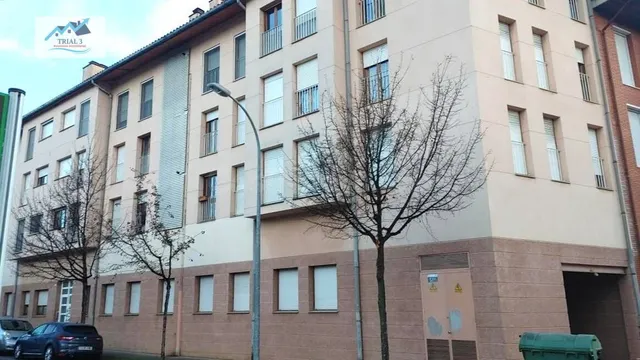 Venta Garaje en Olot - Girona