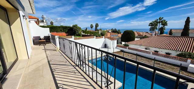 Chalet 4 habitaciones 271m² en venta - Costa del Sol — 37