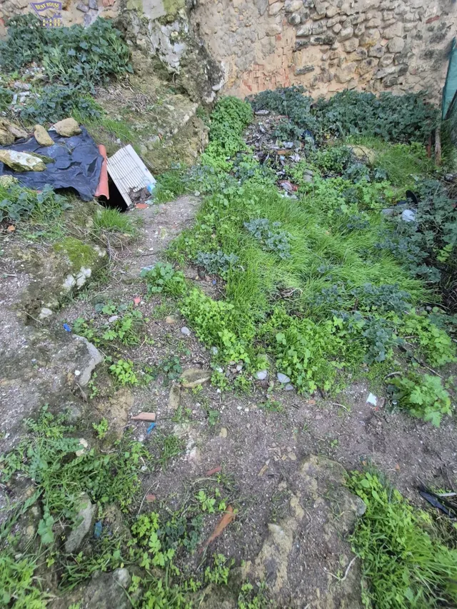 SE VENDE SOLAR EN ZONA DEL CASCO ANTIGUO - foto 4