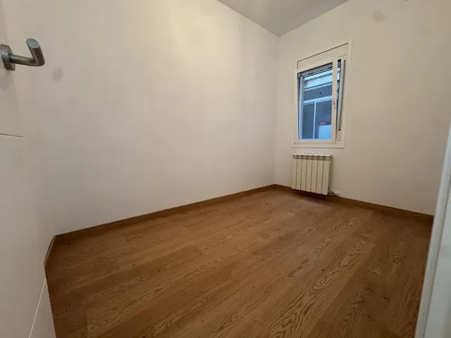 PISO REFORMADO DE 4 habitaciones EN MANRESA — 8