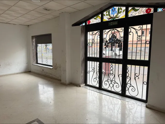 Local comercial en alquiler en avenida de maracena, Granada | 204 m2 — 6