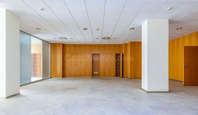 Local comercial 196m² en alquiler - Centro - foto 4